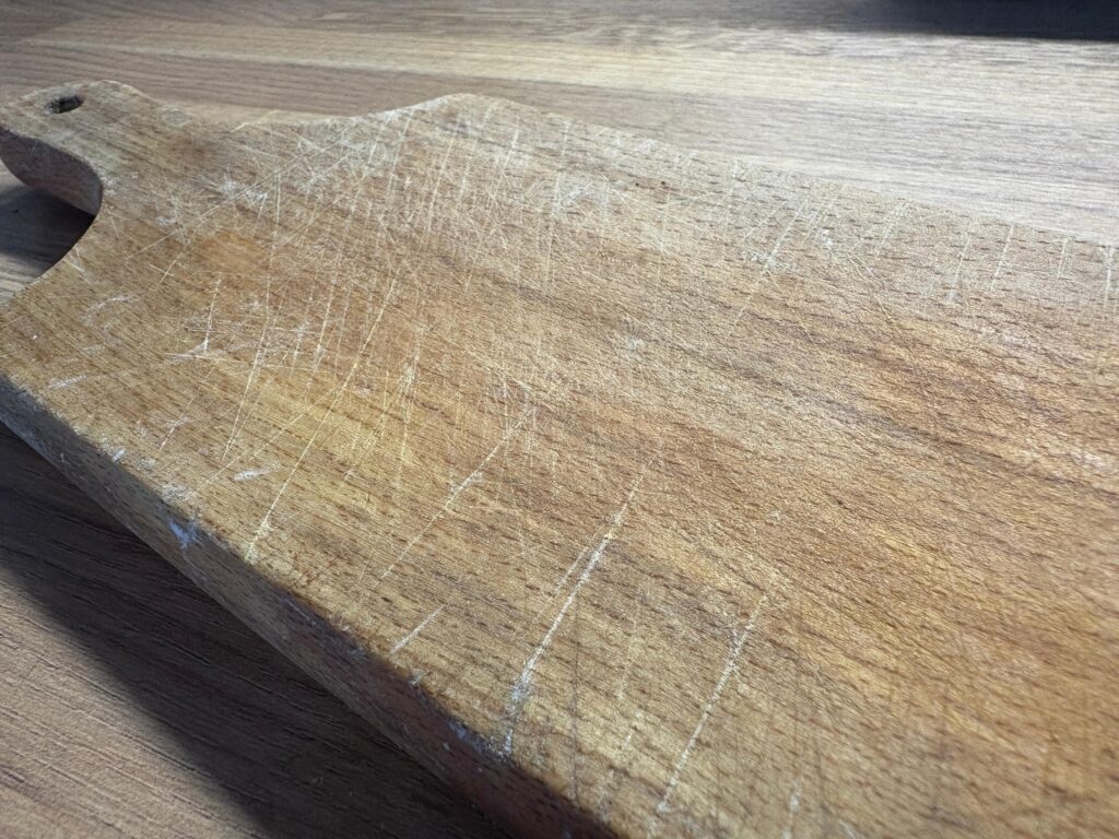 używana deska do krojenia do zębów to siedlisko bakterii